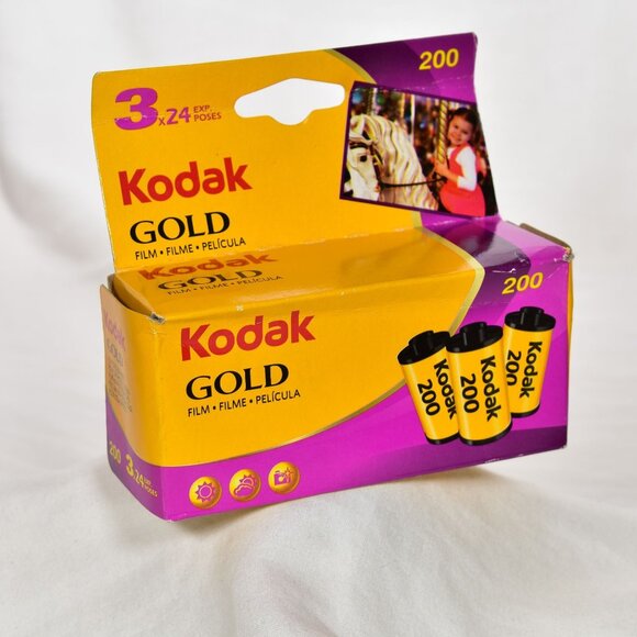 Kodak GOLD 200 Color Negative Film 35mm Roll Film 24 Exposures 3-Pack expired
